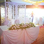 Kronos Hotel 3*