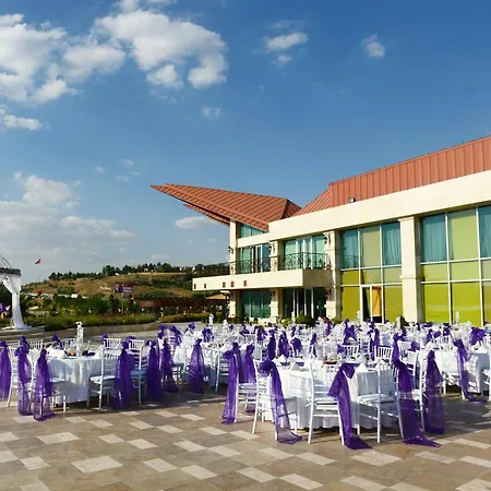 Hotel Kronos Golbası