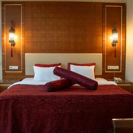 فندق Kronos غولباشي