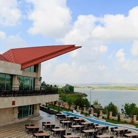 Kronos Ξενοδοχείο Golbası