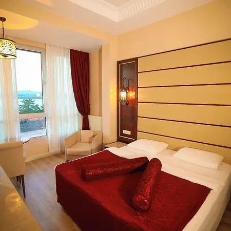 Kronos 3* غولباشي