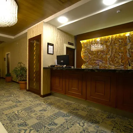 Hotel Kronos 3*