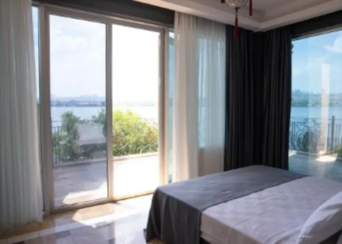 Hotel Kronos Golbası