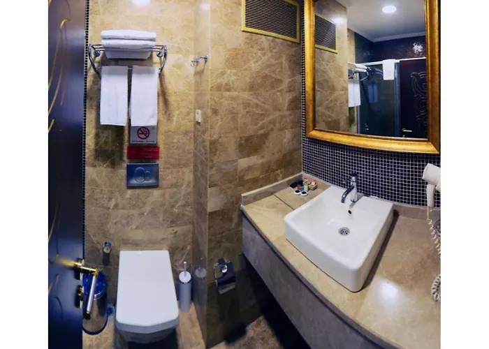 Hotel Kronos Golbası