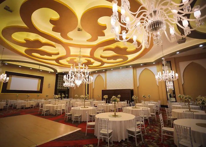 Hotel Kronos Golbası